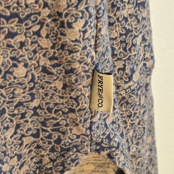 Frye And Co. Floral Women's Pullover Top. Size Large . - Picture 8 of 10